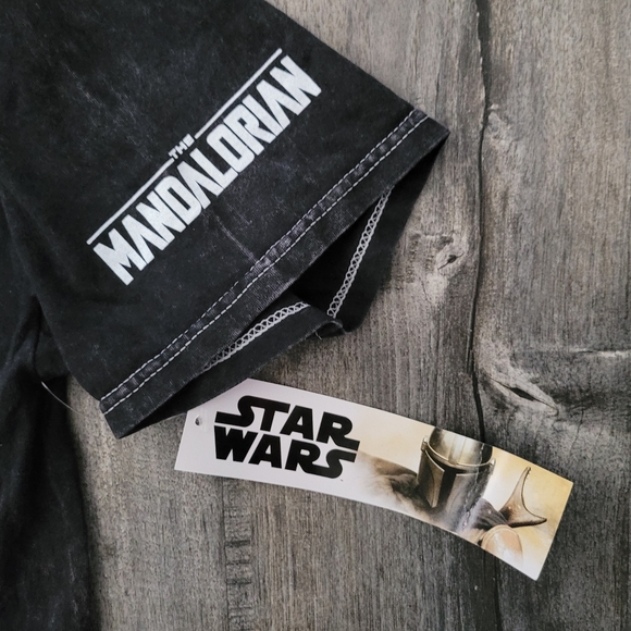 Star Wars The Child T-Shirt - Picture 5 of 7